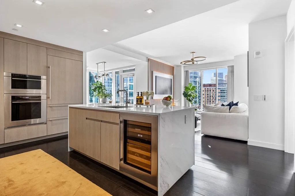 2 bed, 2 bath apartment for rent at 150 Seaport Blvd Unit 14B, Seaport District — photo 14 of 42