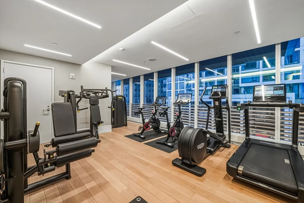 2 bed, 2 bath apartment for rent at 150 Seaport Blvd Unit 17C, Seaport District — photo 34 of 35
