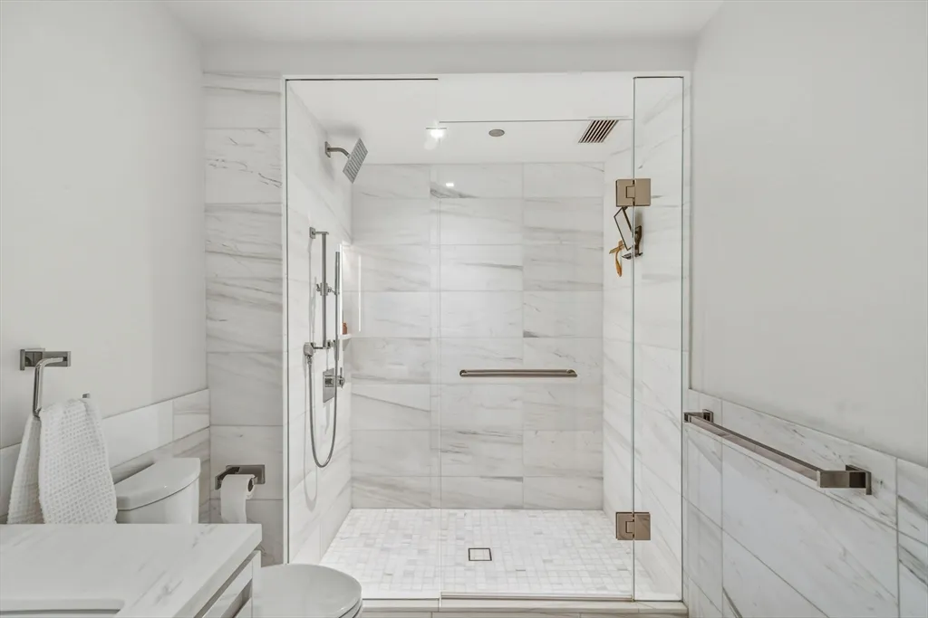 2 bed, 2 bath apartment for rent at 150 Seaport Blvd Unit 17C, Seaport District — photo 18 of 35