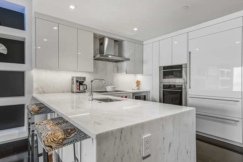 2 bed, 2 bath apartment for rent at 150 Seaport Blvd Unit 17C, Seaport District — photo 9 of 35