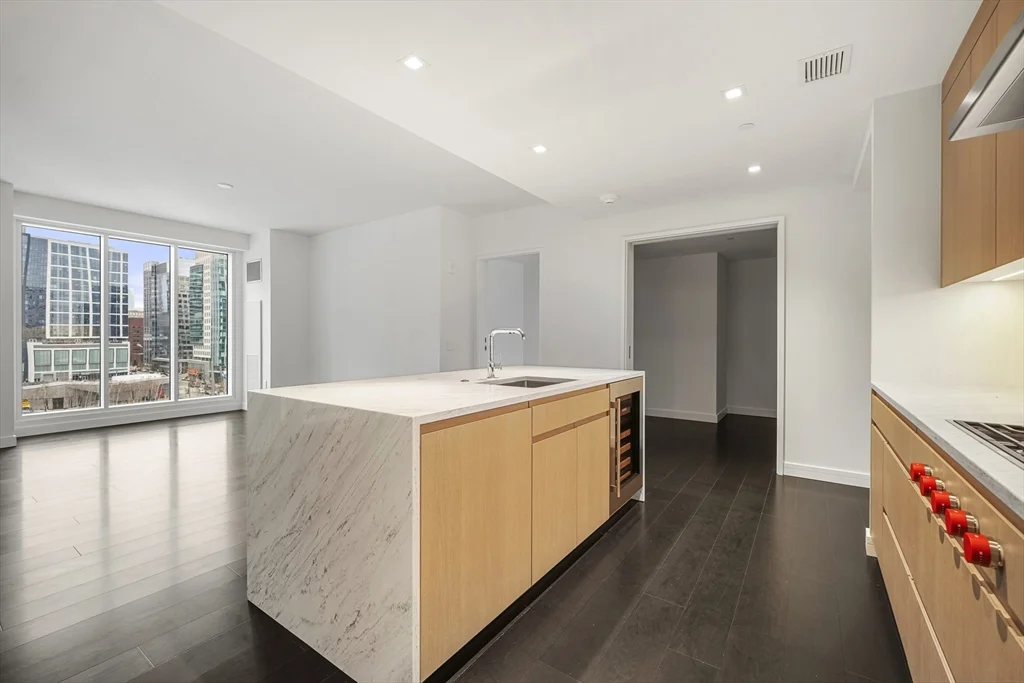 2 bed, 2 bath apartment for rent at 150 Seaport Blvd Unit 9B, Seaport District — photo 8 of 40