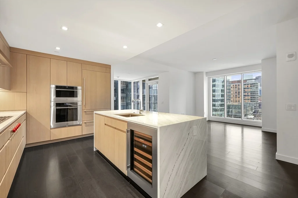 2 bed, 2 bath apartment for rent at 150 Seaport Blvd Unit 9B, Seaport District — photo 5 of 40