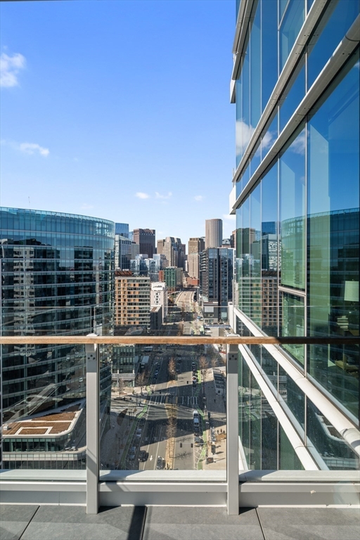 1 bed, 1 bath apartment for rent at 150 Seaport Blvd Unit PH1A, Seaport District — photo 13 of 36