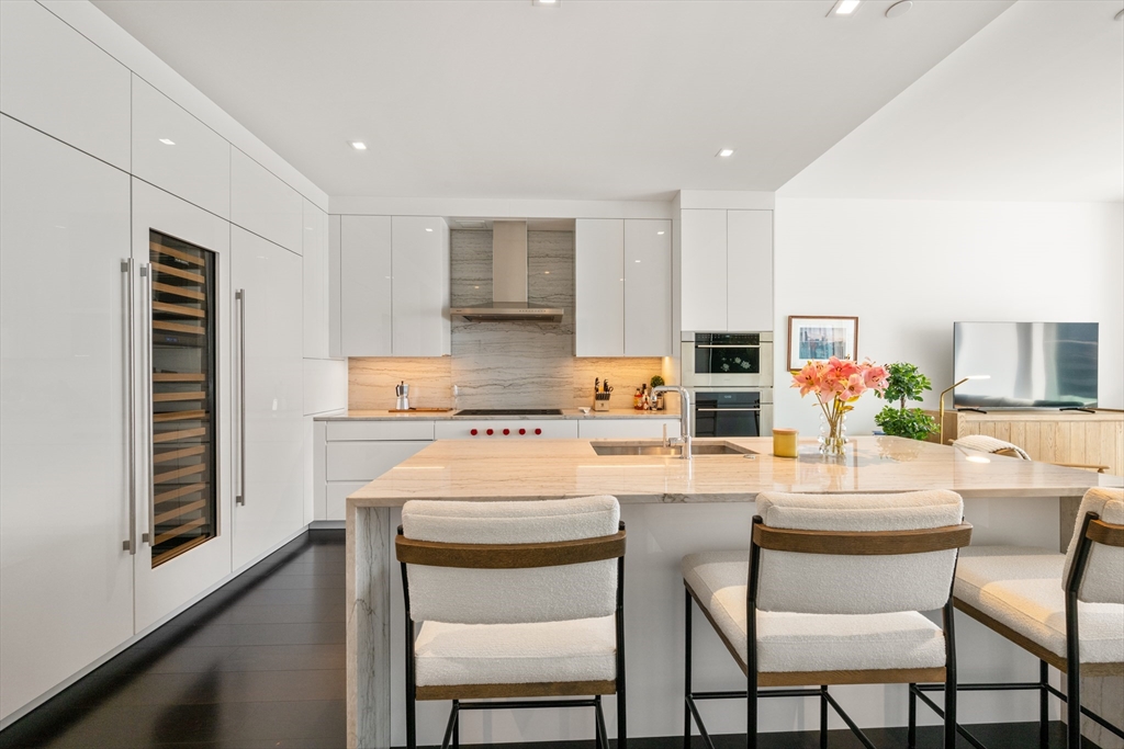 1 bed, 1 bath apartment for rent at 150 Seaport Blvd Unit PH1A, Seaport District — photo 5 of 36
