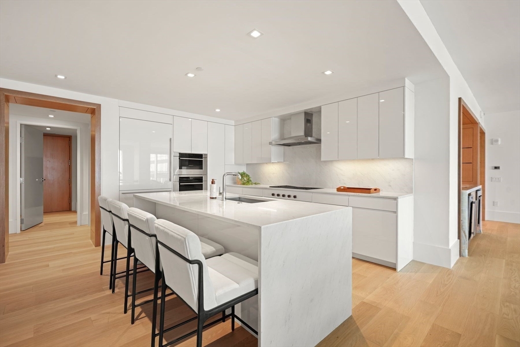 3 bed, 3 bath apartment for rent at 150 Seaport Boulevard Unit 15CD, Seaport District — photo 12 of 41