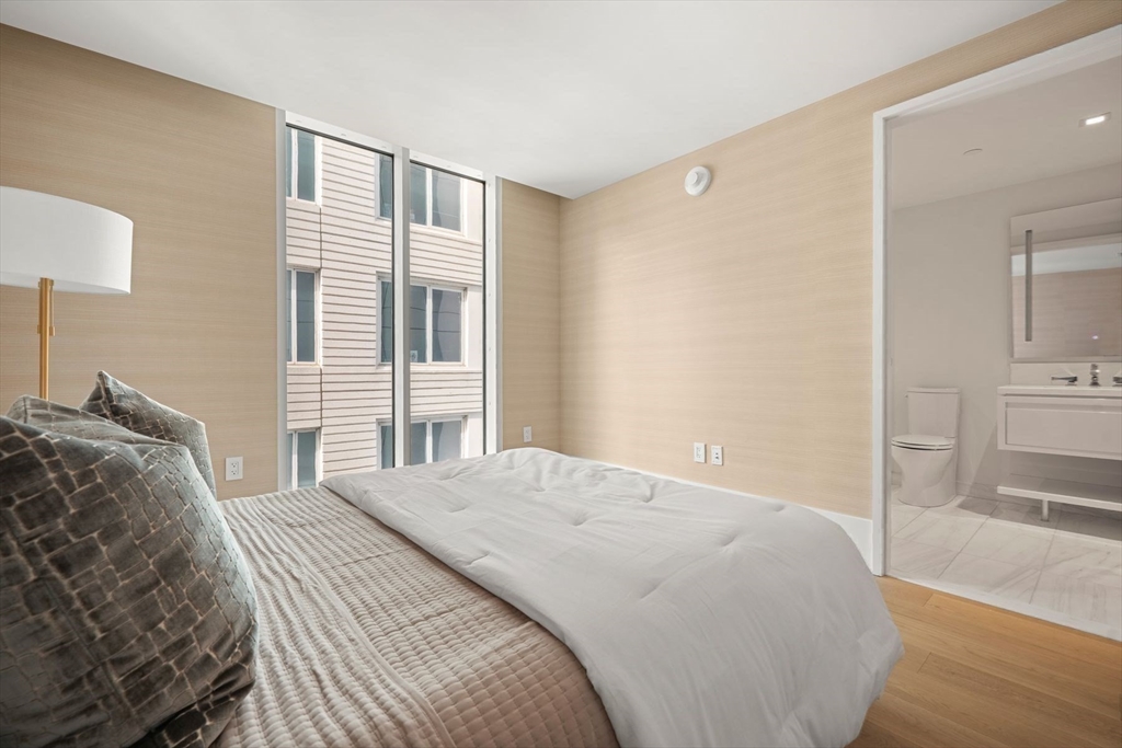 3 bed, 3 bath apartment for rent at 150 Seaport Boulevard Unit 15CD, Seaport District — photo 32 of 41