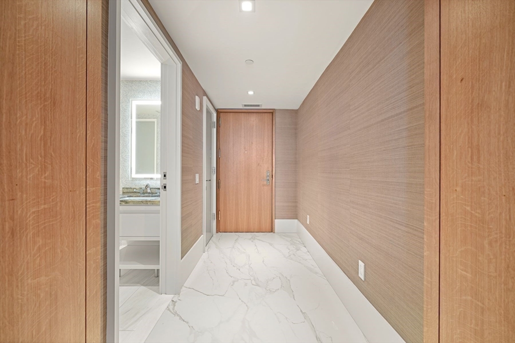 3 bed, 3 bath apartment for rent at 150 Seaport Boulevard Unit 15CD, Seaport District — photo 13 of 41