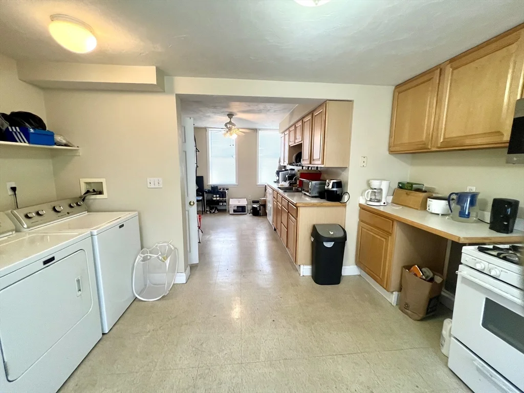 2 bed, 1 bath apartment for rent at 150 Sumner St Unit 1, Quincy — photo 7 of 13
