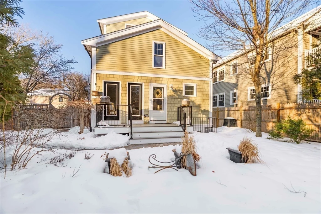 3 bed, 2 bath apartment for rent at 150 Vassal Ln, Cambridge — photo 30 of 32