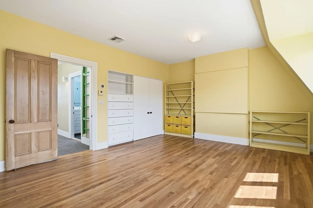 4 bed, 2 bath apartment for rent at 150 W Concord St Unit 2, South End — photo 18 of 28