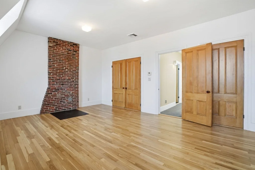 4 bed, 2 bath apartment for rent at 150 W Concord St Unit 2, South End — photo 22 of 28