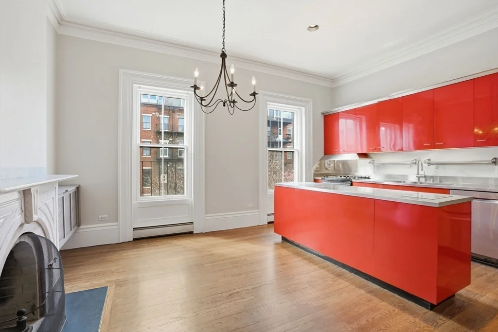 4 bed, 2 bath apartment for rent at 150 W Concord St Unit 2, South End — photo 8 of 28