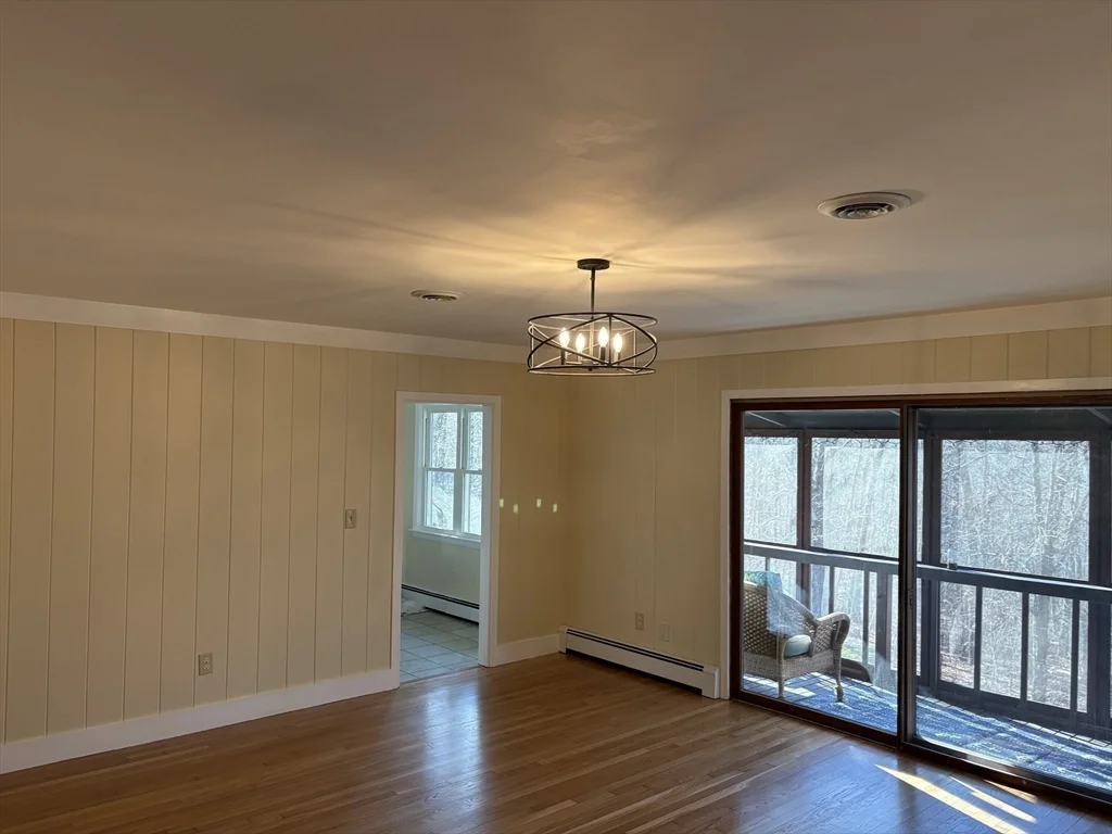 2 bed, 1 bath apartment for rent at 150 W Wrentham Rd, Cumberland — photo 9 of 34