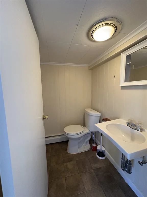2 bed, 1 bath apartment for rent at 150 W Wrentham Rd, Cumberland — photo 30 of 34