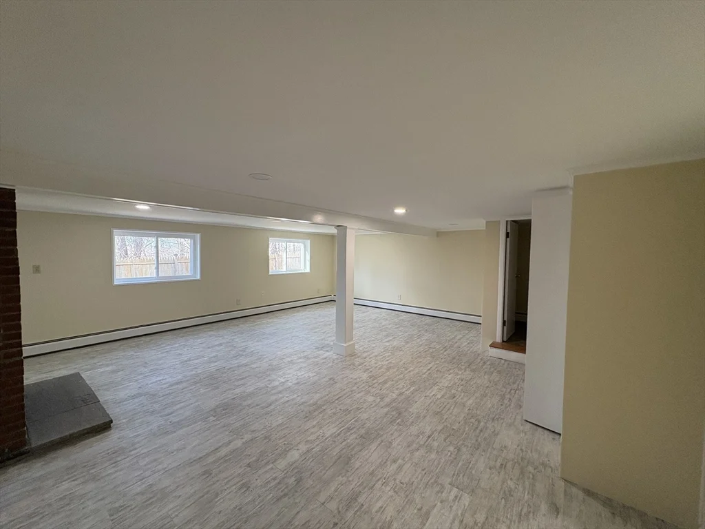 2 bed, 1 bath apartment for rent at 150 W Wrentham Rd, Cumberland — photo 27 of 34