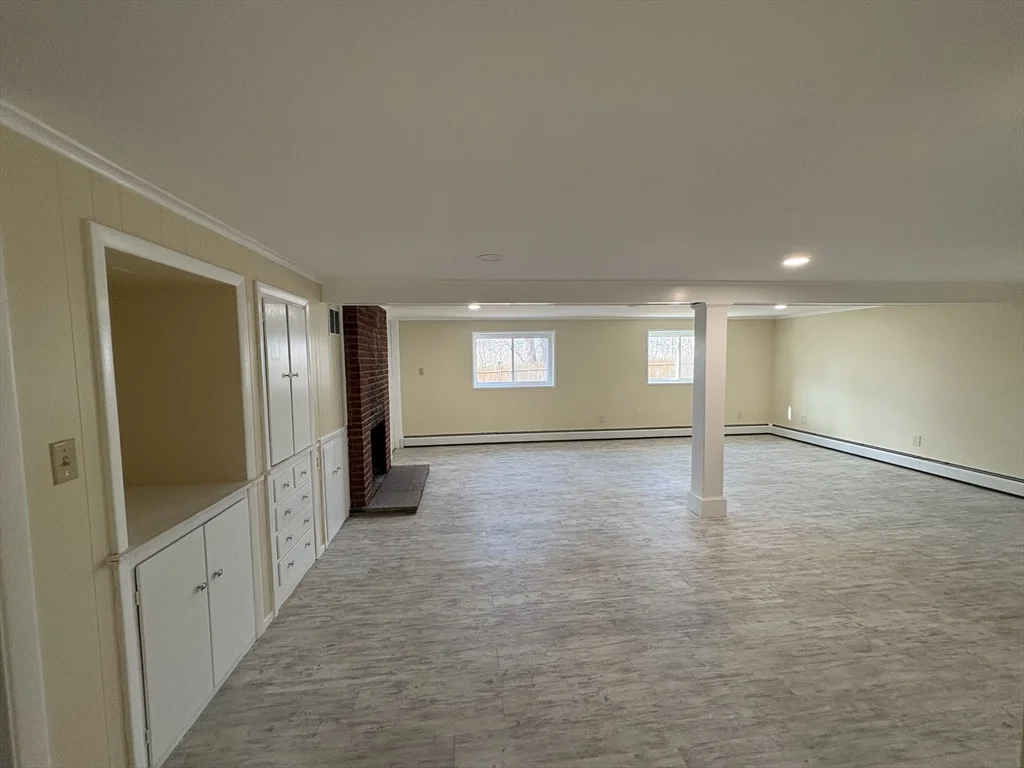 2 bed, 1 bath apartment for rent at 150 W Wrentham Rd, Cumberland — photo 25 of 34