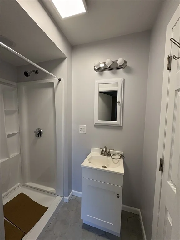 2 bed, 1 bath apartment for rent at 150 W Wrentham Rd, Cumberland — photo 16 of 34