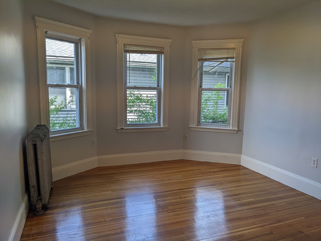 4 bed, 1 bath apartment for rent at 150 Washington St Unit 1, Dorchester — photo 13 of 15