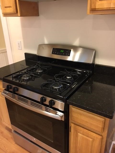 4 bed, 1 bath apartment for rent at 150 Washington St Unit 1, Dorchester — photo 4 of 15
