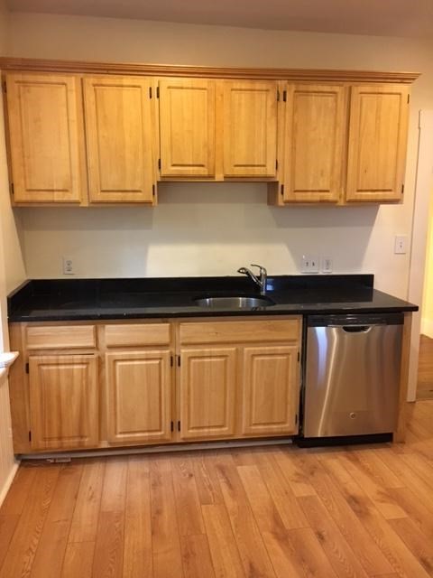 4 bed, 1 bath apartment for rent at 150 Washington St Unit 1, Dorchester — photo 3 of 15