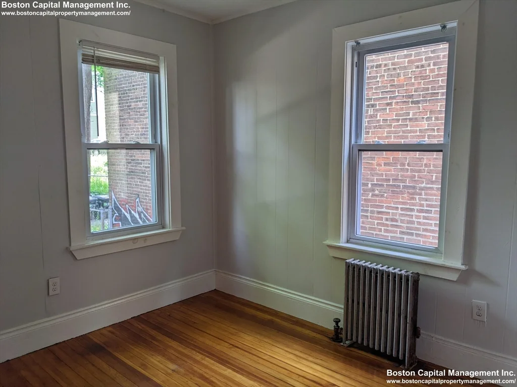 4 bed, 1 bath apartment for rent at 150 Washington St Unit 2, Dorchester — photo 12 of 17