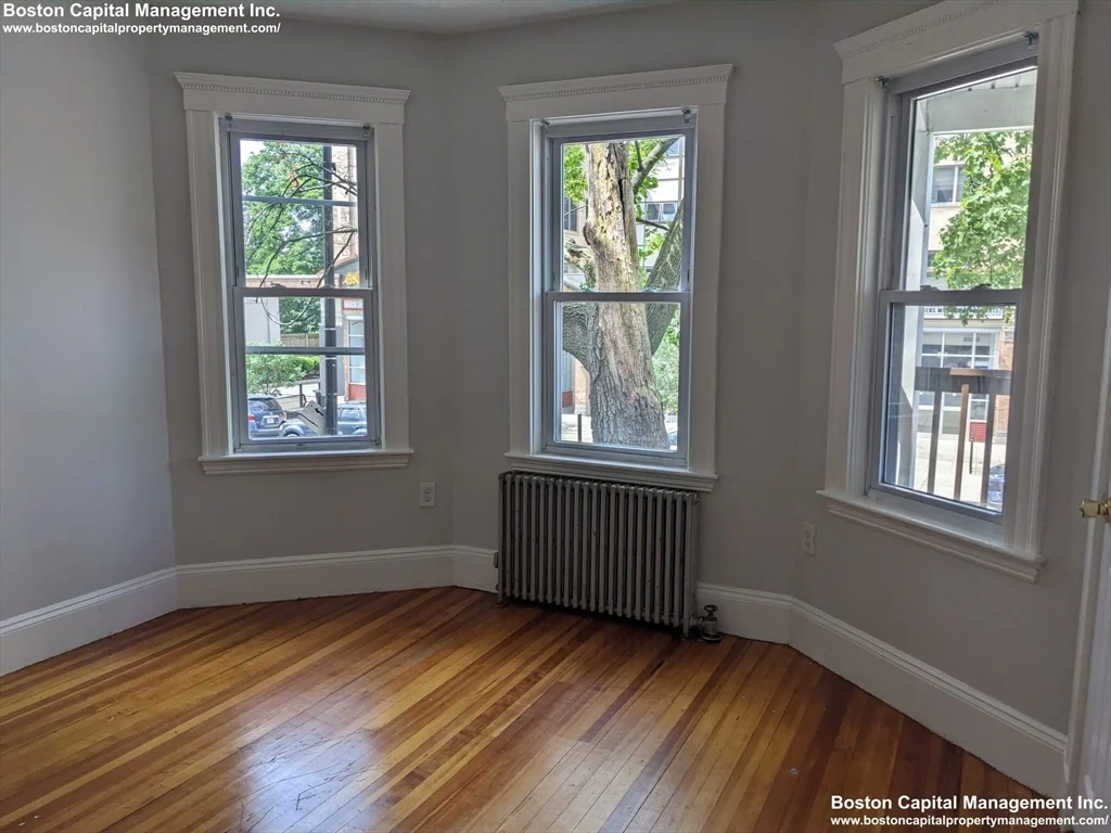 4 bed, 1 bath apartment for rent at 150 Washington St Unit 2, Dorchester — photo 10 of 17