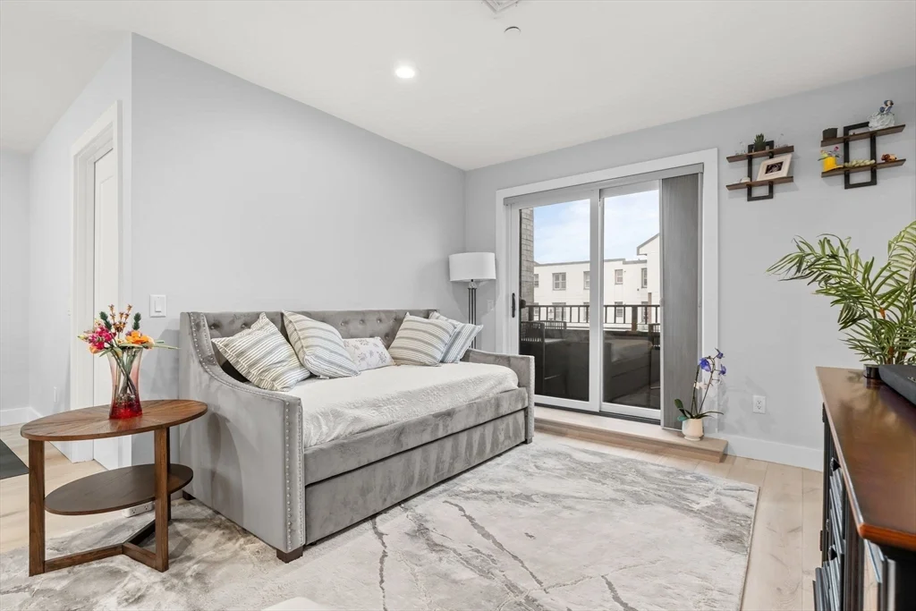 2 bed, 2 bath apartment for rent at 150 West Broadway Unit 23, South Boston — photo 4 of 16