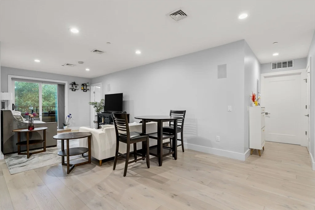 2 bed, 2 bath apartment for rent at 150 West Broadway Unit 23, South Boston — photo 7 of 16