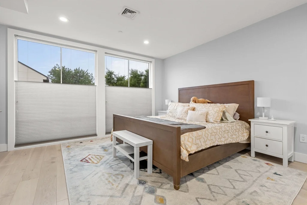 2 bed, 2 bath apartment for rent at 150 West Broadway Unit 23, South Boston — photo 10 of 16