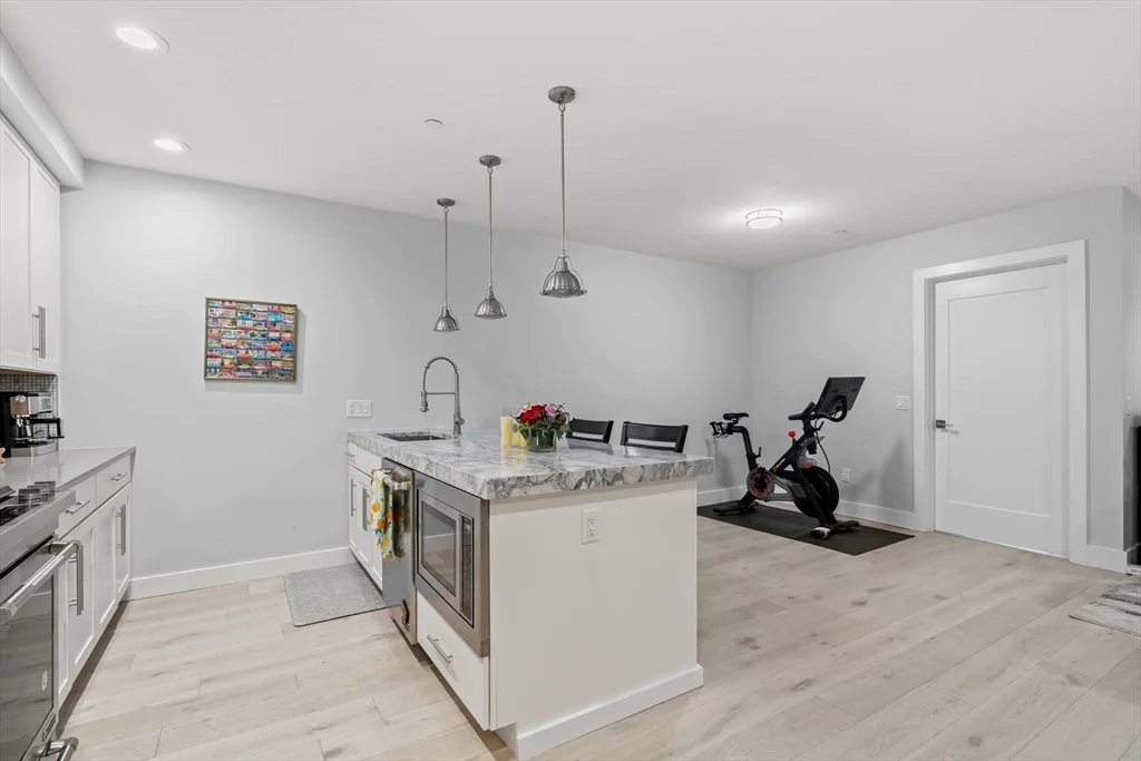 2 bed, 2 bath apartment for rent at 150 West Broadway Unit 23, South Boston — photo 6 of 16