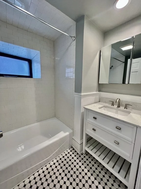 3 bed, 1 bath apartment for rent at 150 Worcester St Unit 3, South End — photo 7 of 10