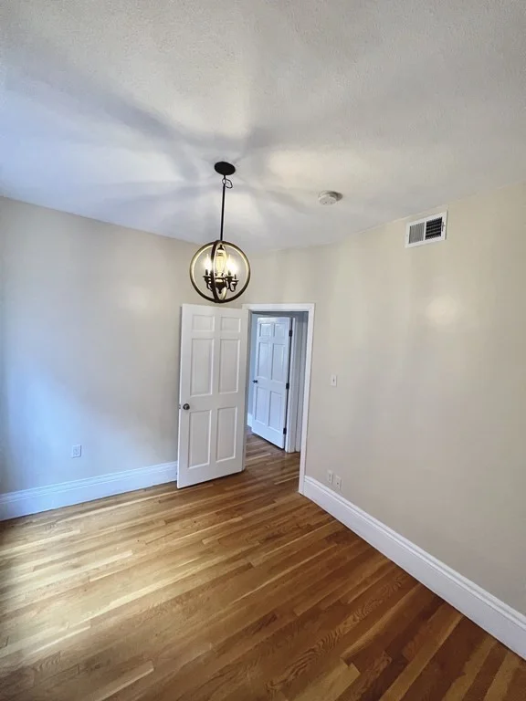 3 bed, 1 bath apartment for rent at 150 Worcester St Unit 3, South End — photo 6 of 10