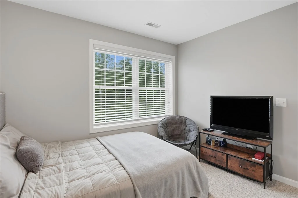 3 bed, 2 bath apartment for rent at 150 Worcester St Unit D, West Boylston — photo 18 of 28
