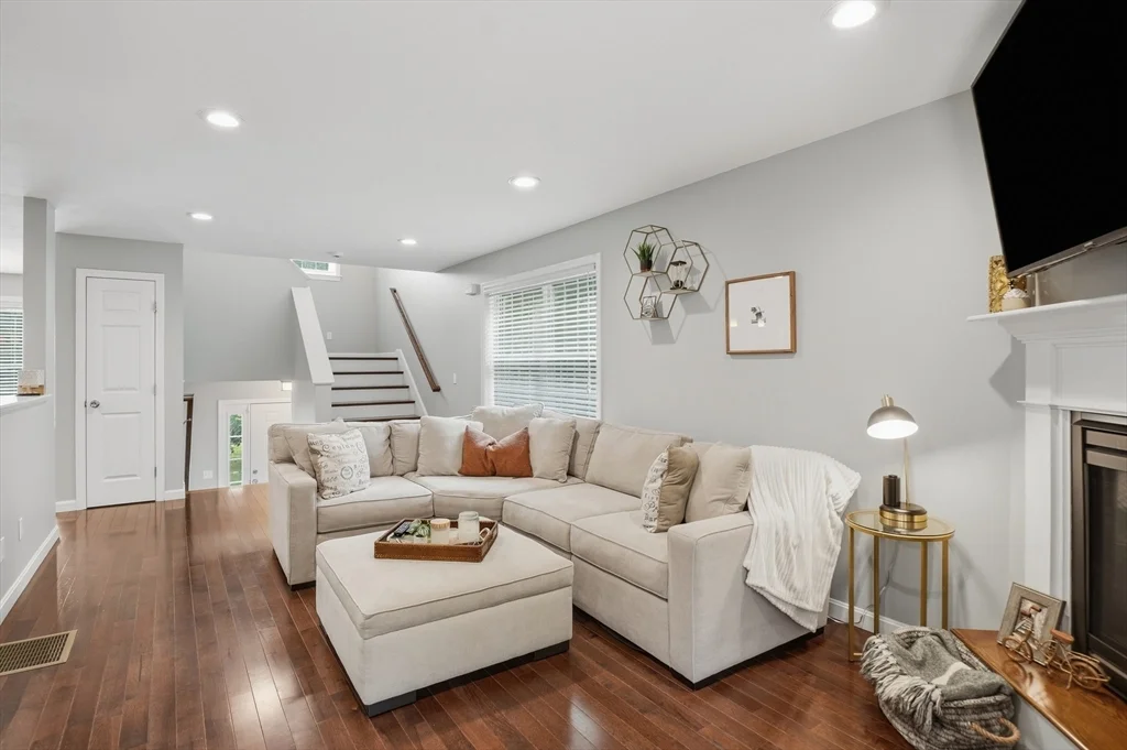 3 bed, 2 bath apartment for rent at 150 Worcester St Unit D, West Boylston — photo 9 of 28