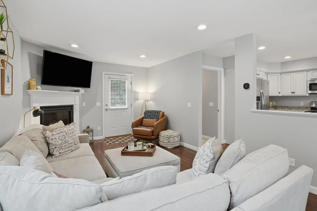 3 bed, 2 bath apartment for rent at 150 Worcester St Unit D, West Boylston — photo 11 of 28