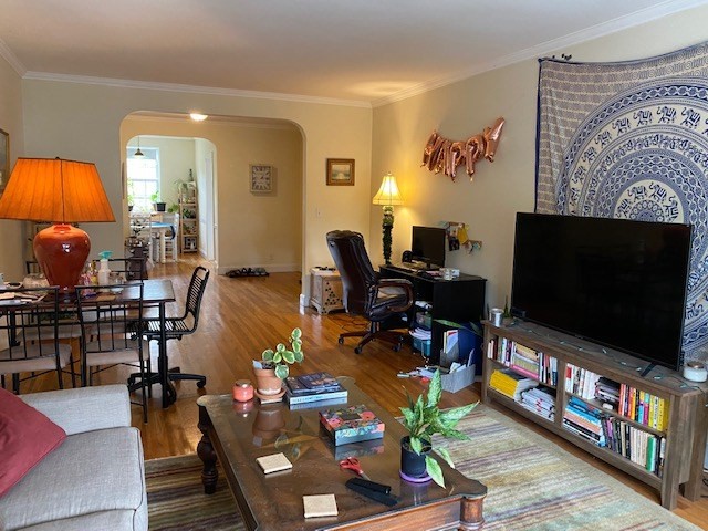 2 bed, 1 bath apartment for rent at 1500 Beacon St Unit 5, Corey Hill — photo 3 of 24