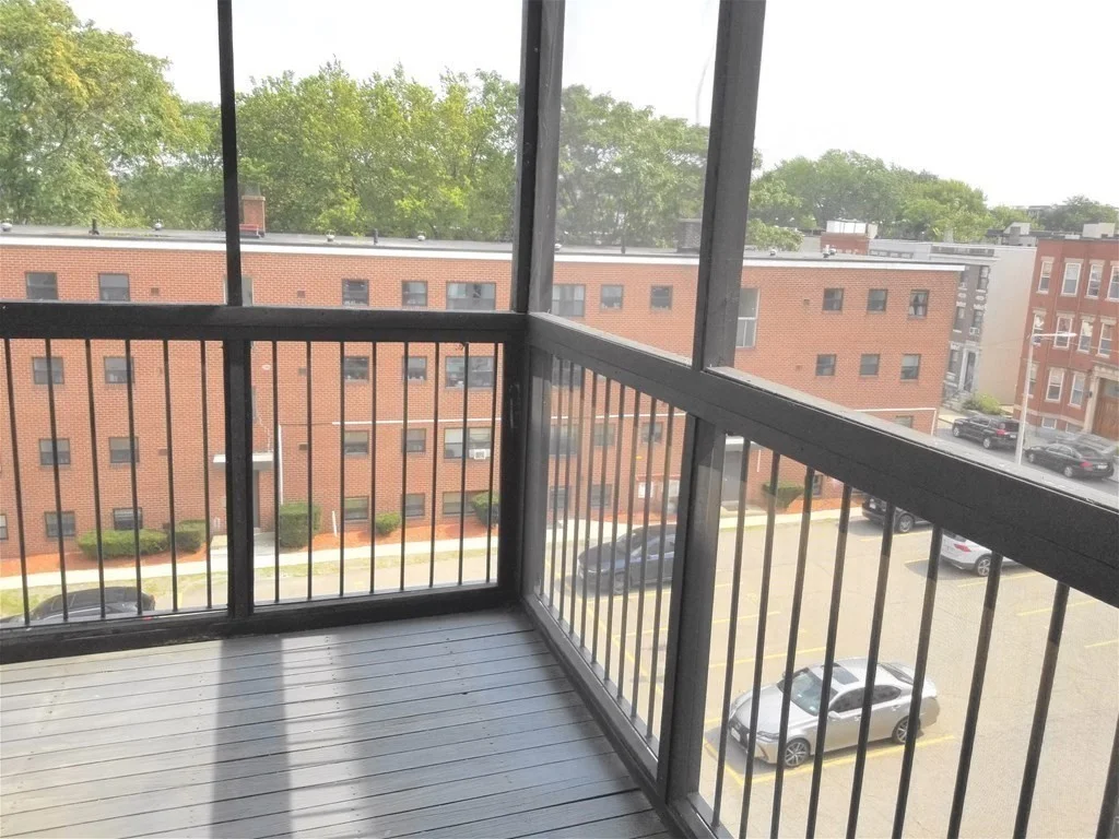 3 bed, 1 bath apartment for rent at 1500 Commonwealth Ave Unit ., Brighton — photo 17 of 18