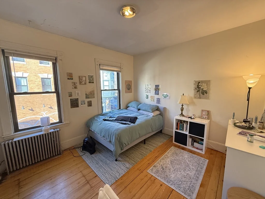 4 bed, 1 bath apartment for rent at 1500 Tremont St , Unit 3, Mission Hill — photo 6 of 10