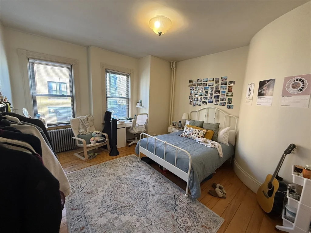 4 bed, 1 bath apartment for rent at 1500 Tremont St , Unit 3, Mission Hill — photo 7 of 10