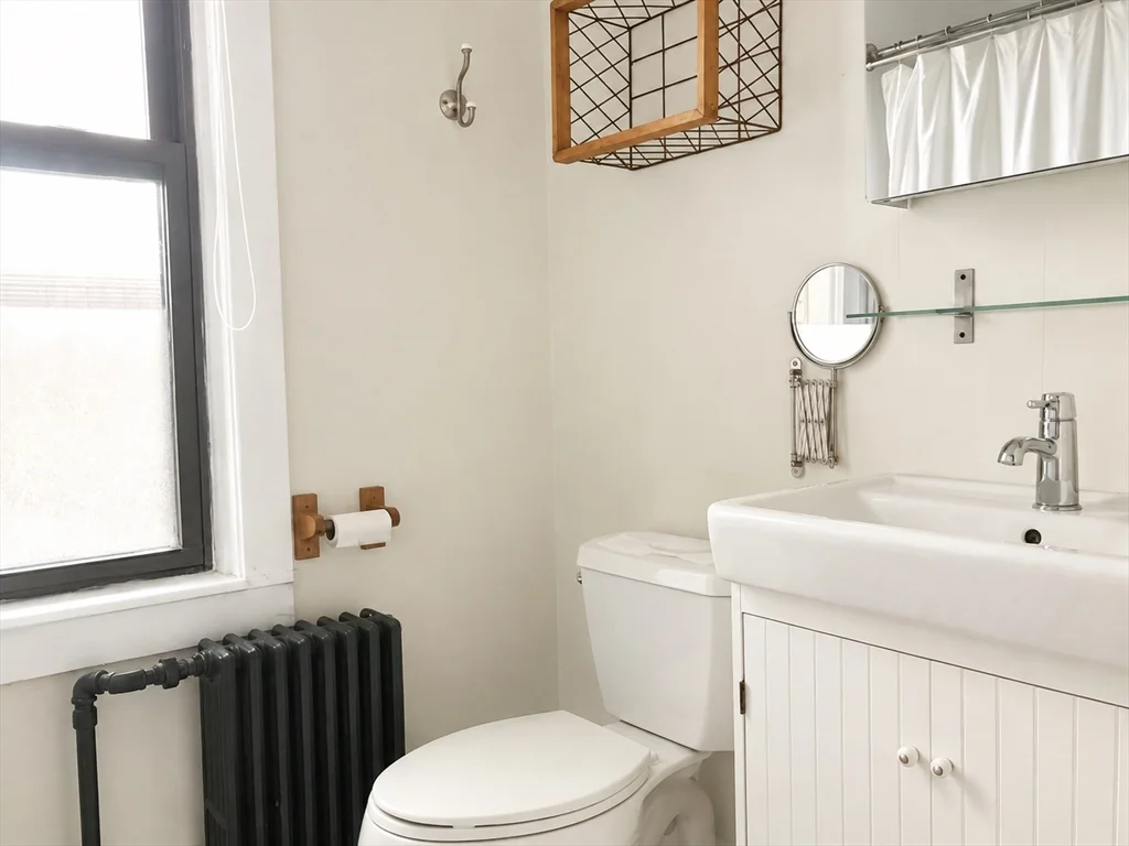 4 bed, 1 bath apartment for rent at 1500 Tremont St , Unit 3, Mission Hill — photo 10 of 10