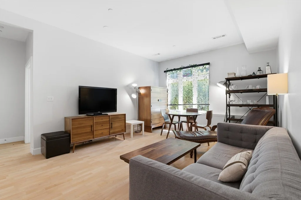 2 bed, 1 bath apartment for rent at 1501 Commonwealth Ave Unit 106, Brighton — photo 3 of 19