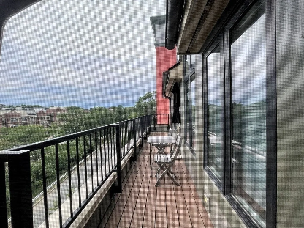 2 bed, 2 bath apartment for rent at 1501 Commonwealth Ave Unit PH4, Boston — photo 2 of 12