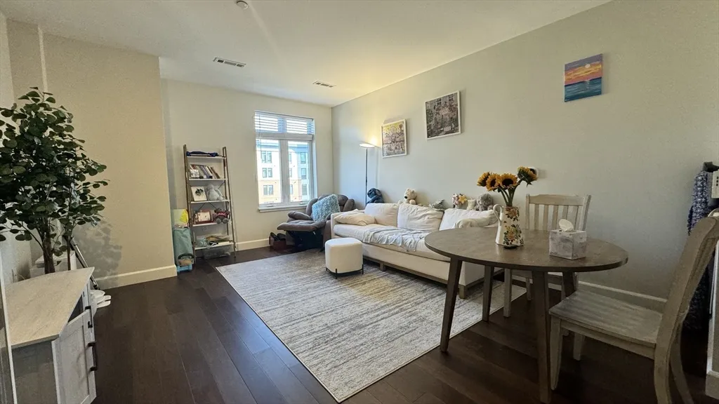 1 bed, 1 bath apartment for rent at 1501 Commonwealth Unit 304, Brighton — photo 1 of 23