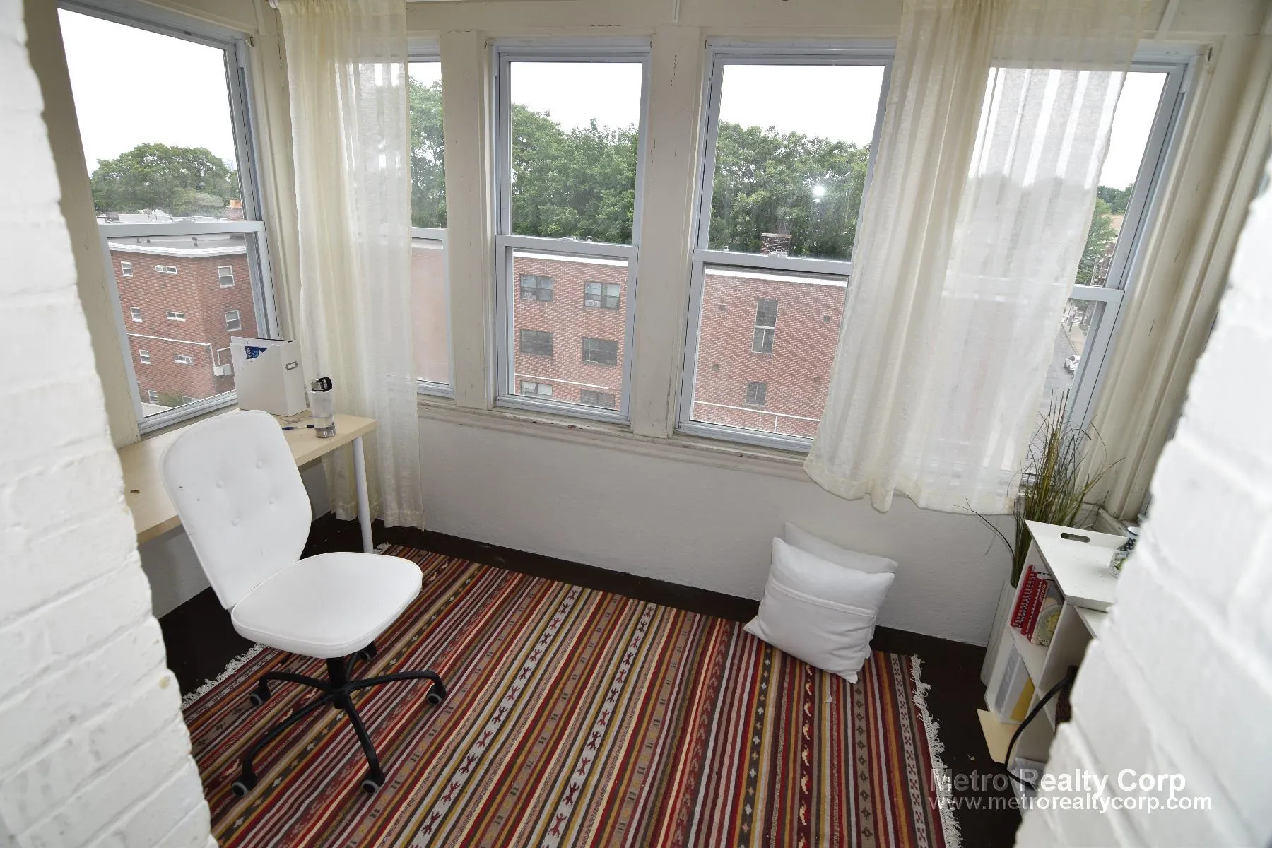 3 bed, 1 bath apartment for rent at 1504 Commonwealth Ave Unit 7, Brighton — photo 10 of 27