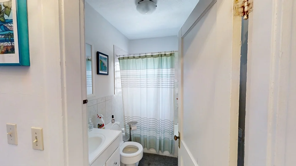 3 bed, 1 bath apartment for rent at 1504 Commonwealth Unit 7, Brighton — photo 8 of 17