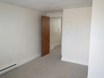 1 bed, 1 bath apartment for rent at 1504 Concord St Unit 1R, Saxonville — photo 4 of 13