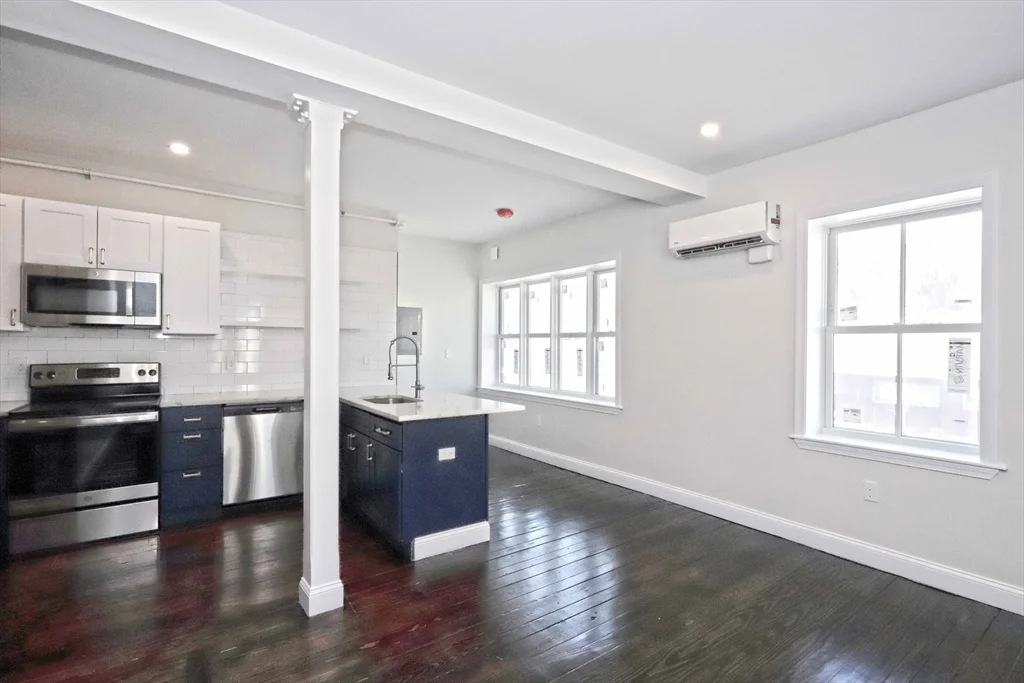 1 bed, 1 bath apartment for rent at 1504 Purchase St Unit 104, Center — photo 2 of 30