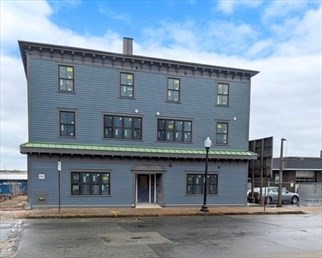 1 bed, 1 bath apartment for rent at 1504 Purchase Unit 203, Center — photo 1 of 27