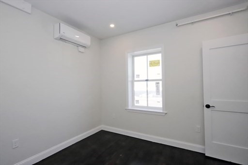1 bed, 1 bath apartment for rent at 1504 Purchase Unit 203, Center — photo 14 of 27
