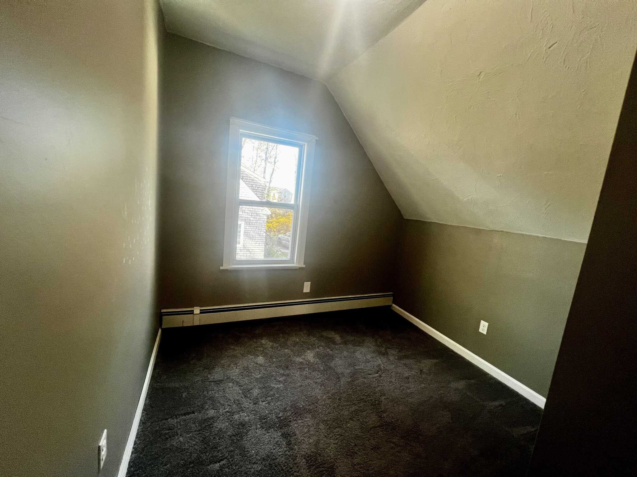 4 bed, 2 bath apartment for rent at 1509 Turnpike St Unit B, North Stoughton — photo 6 of 16